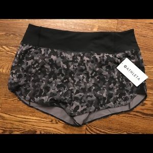 Athleta Printed Running Free Short 3.5”